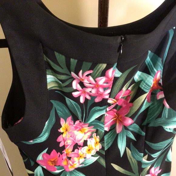 Dress Sleeveless AB Studio - Floral NWT - Picture 8 of 11